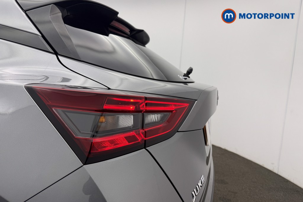 Nissan Juke N-Connecta Manual Petrol SUV - Stock Number (1606237) - 24th supplementary image