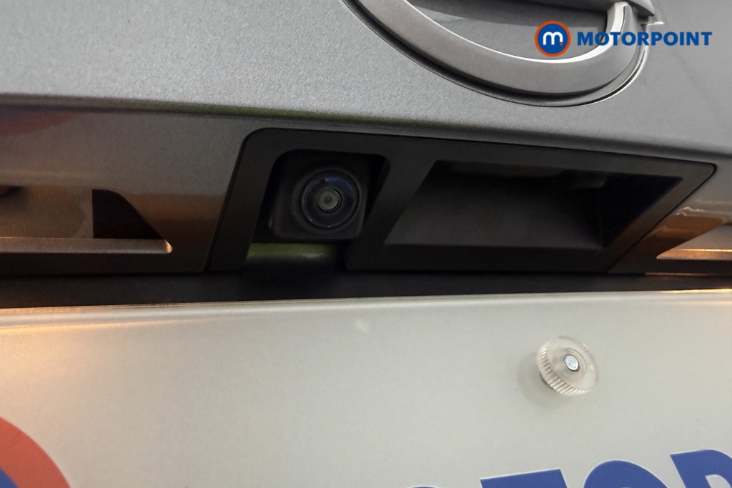 Nissan Juke N-Connecta Manual Petrol SUV - Stock Number (1606237) - 25th supplementary image