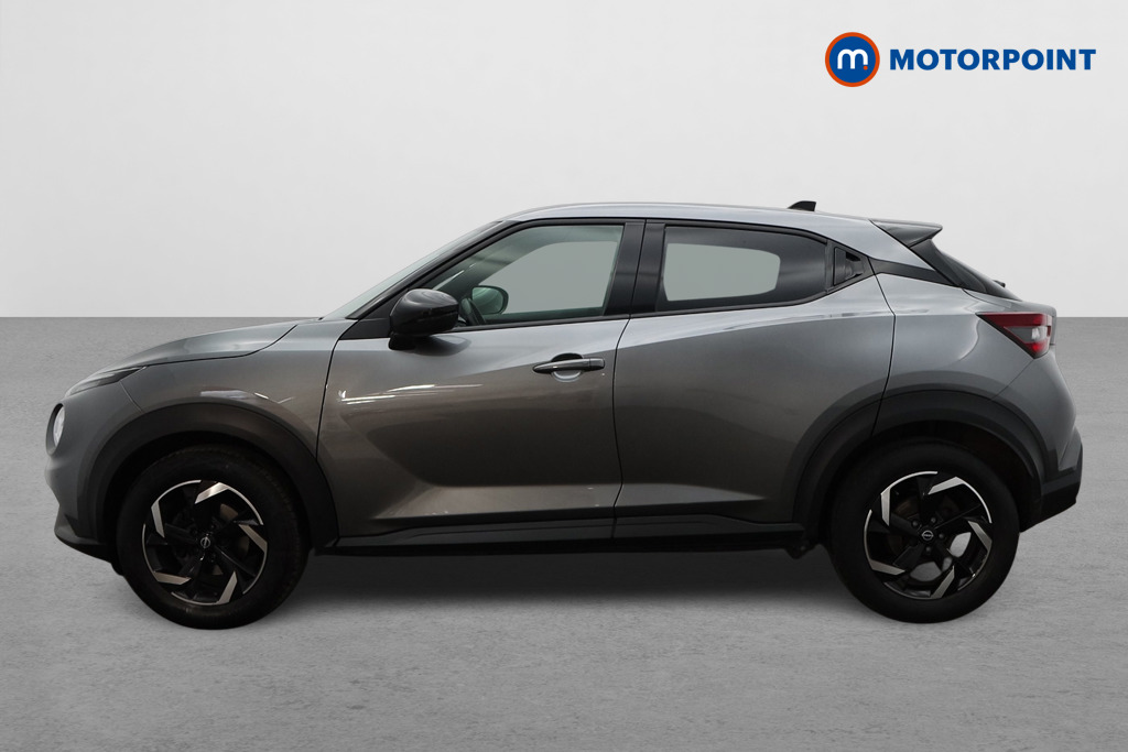 Nissan Juke N-Connecta Manual Petrol SUV - Stock Number (1606237) - Passenger side