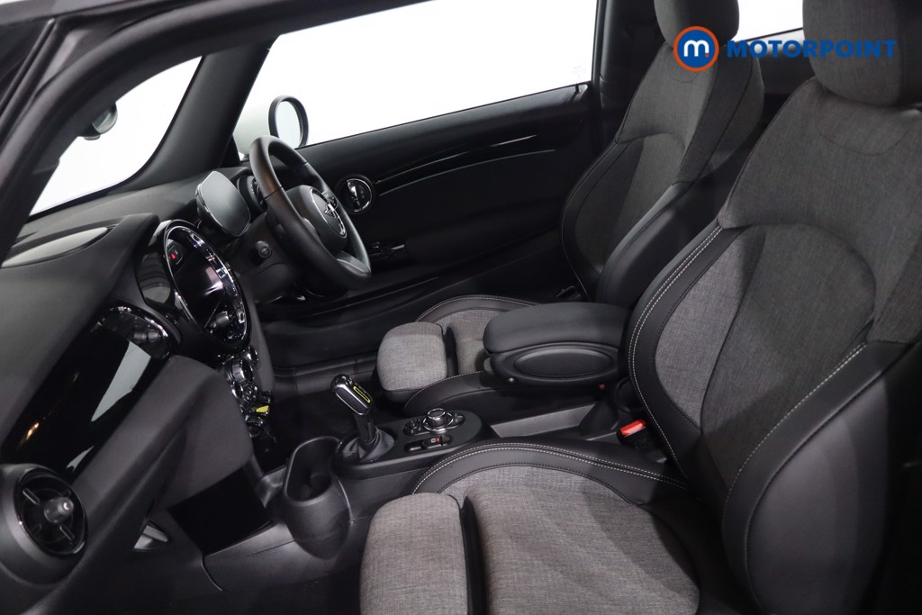 Mini Hatchback Cooper S Level 2 Automatic Electric Hatchback - Stock Number (1606554) - 4th supplementary image