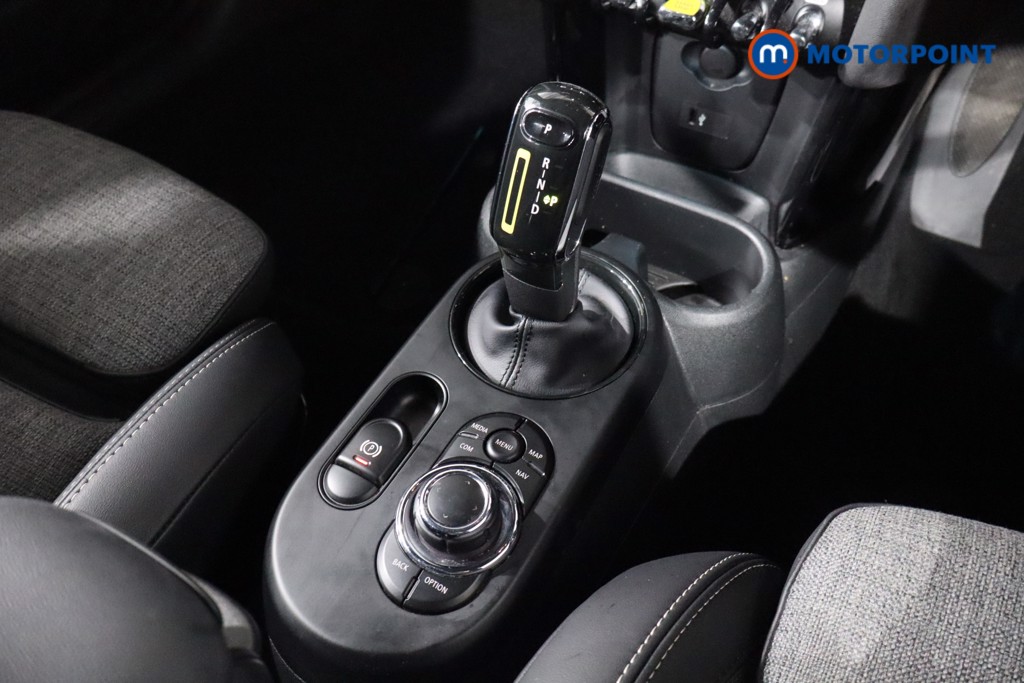 Mini Hatchback Cooper S Level 2 Automatic Electric Hatchback - Stock Number (1606554) - 18th supplementary image