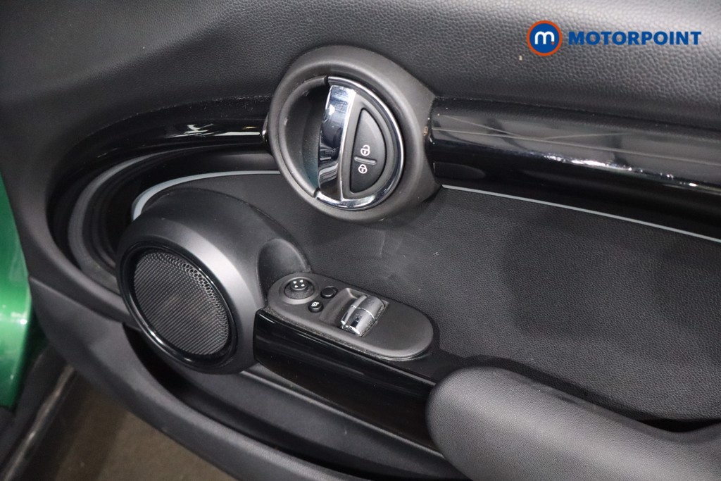 Mini Hatchback Cooper S Level 2 Automatic Electric Hatchback - Stock Number (1606554) - 24th supplementary image