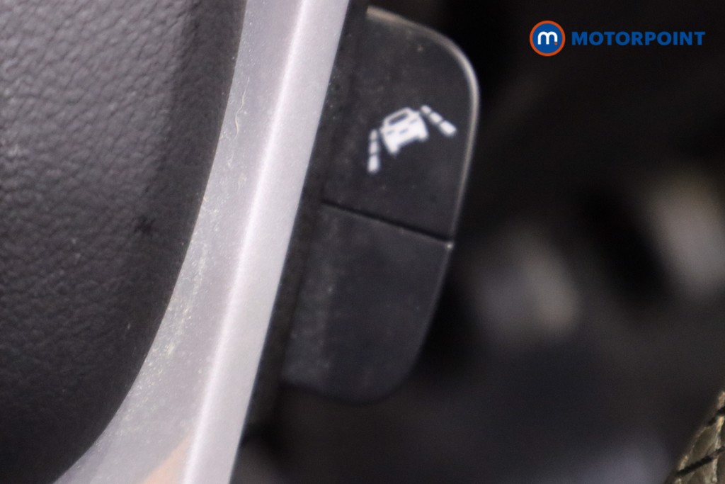 Suzuki S-Cross Motion Manual Petrol SUV - Stock Number (1606678) - 19th supplementary image