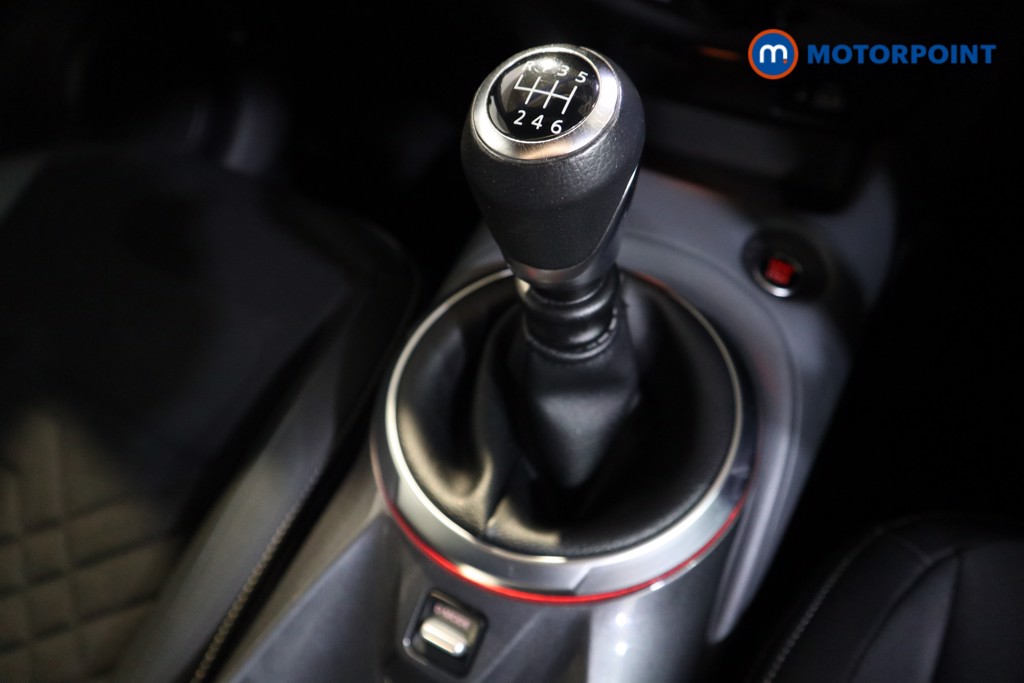 Nissan Juke Tekna Manual Petrol SUV - Stock Number (1607191) - 11th supplementary image