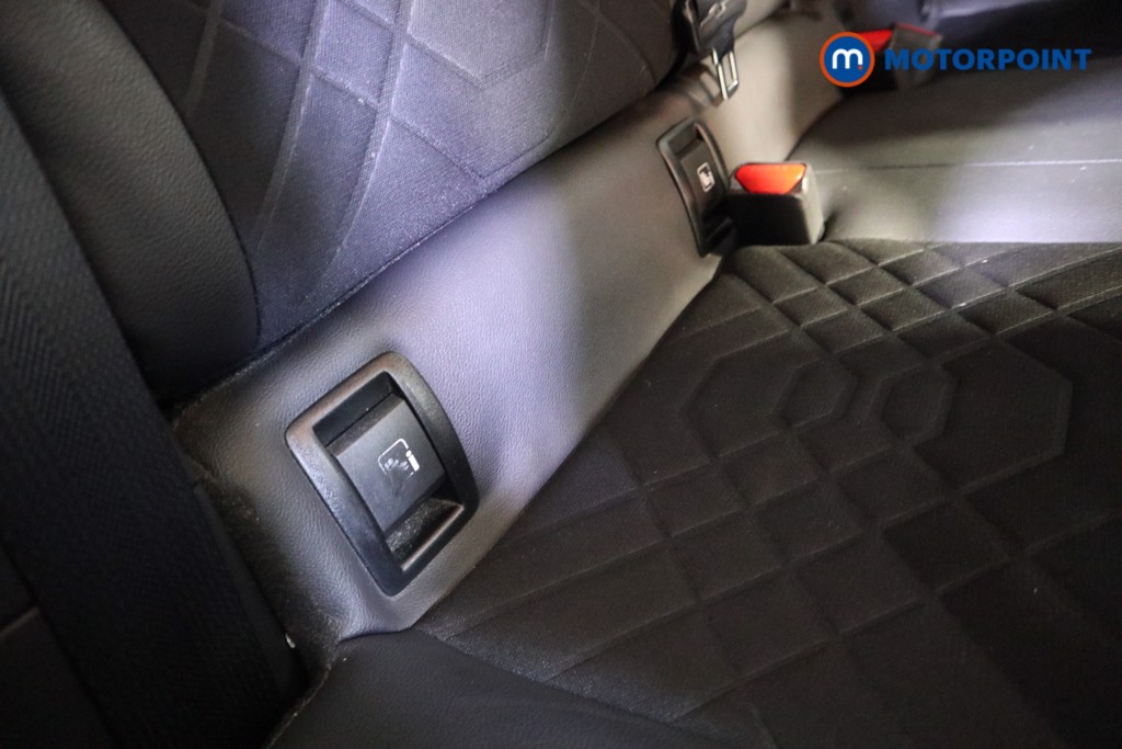 Nissan Juke Tekna Manual Petrol SUV - Stock Number (1607191) - 17th supplementary image