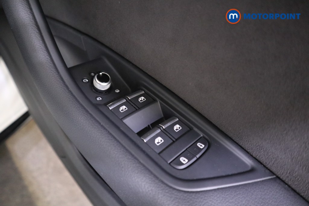 Audi A4 Black Edition Automatic Petrol Estate - Stock Number (1607770) - 14th supplementary image