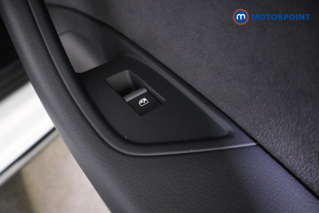 Audi A4 Black Edition Automatic Petrol Estate - Stock Number (1607770) - 22nd supplementary image