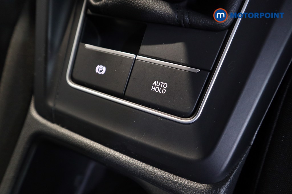 Volkswagen Golf Life Manual Petrol Hatchback - Stock Number (1608161) - 9th supplementary image