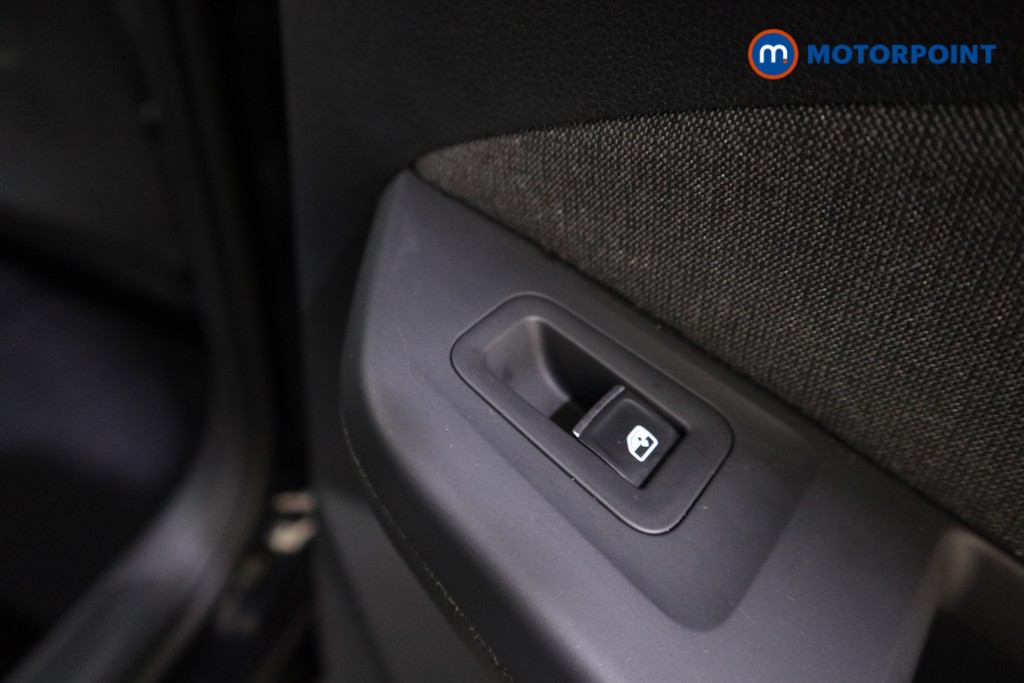 Volkswagen Golf Life Manual Petrol Hatchback - Stock Number (1608161) - 16th supplementary image