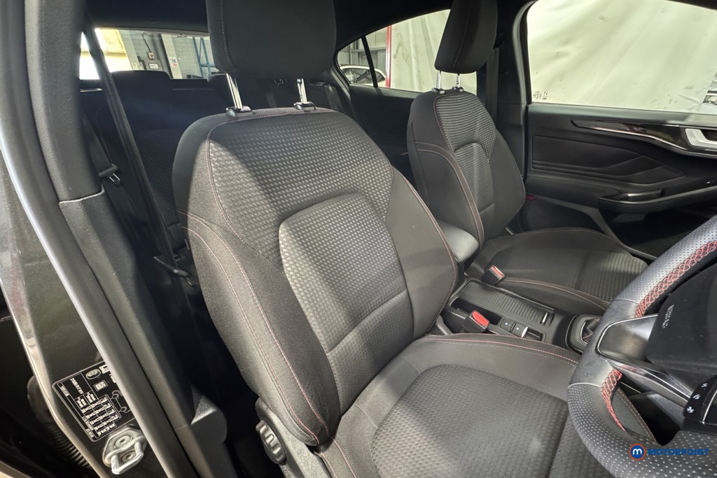 Ford Focus St-Line Edition Manual Petrol Hatchback - Stock Number (1608219) - 5th supplementary image