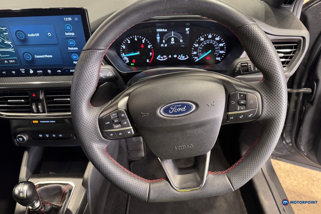 Ford Focus St-Line Edition Manual Petrol Hatchback - Stock Number (1608219) - 7th supplementary image