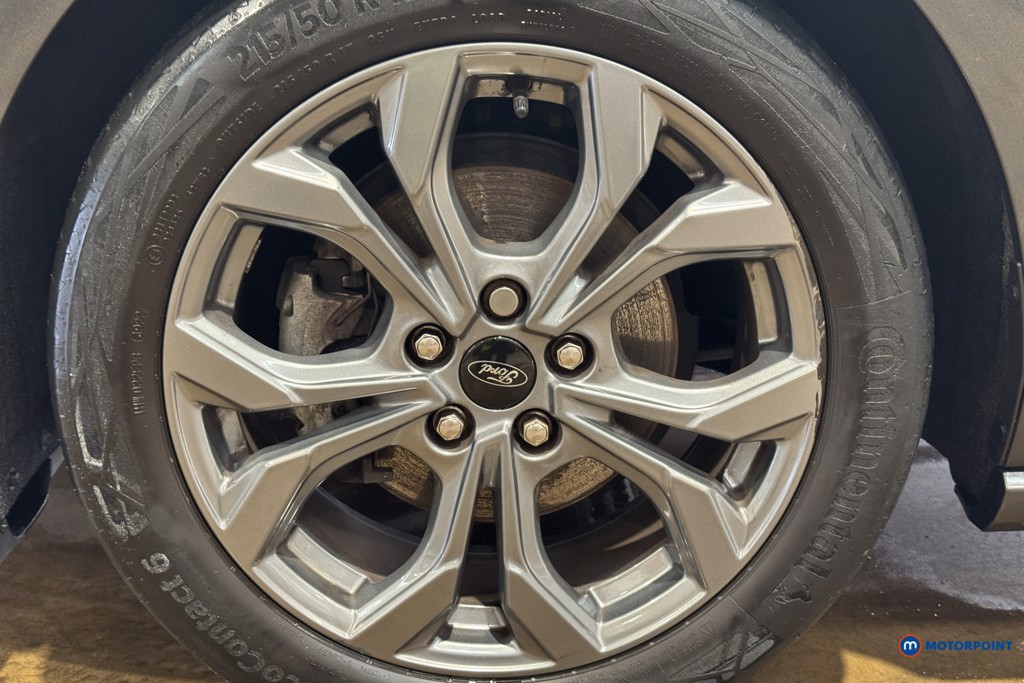 Ford Focus St-Line Edition Manual Petrol Hatchback - Stock Number (1608219) - 28th supplementary image