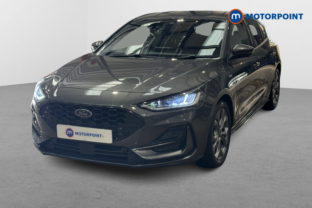 Ford Focus St-Line Edition Manual Petrol Hatchback - Stock Number (1608219) - Passenger side front corner