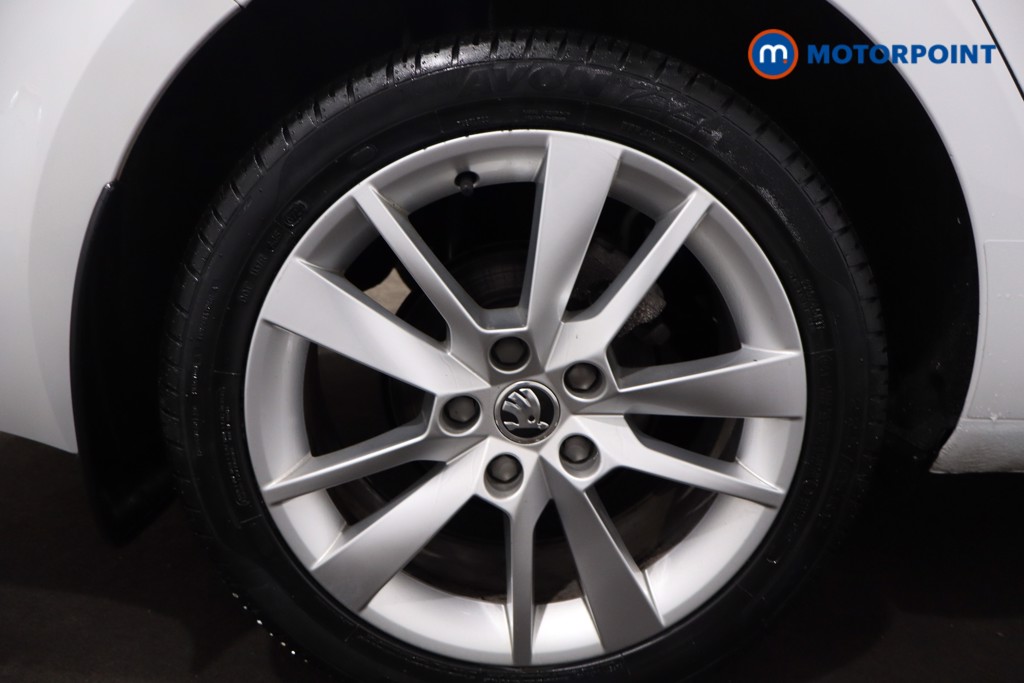 Skoda Octavia Se L Automatic Petrol Hatchback - Stock Number (1608286) - 9th supplementary image