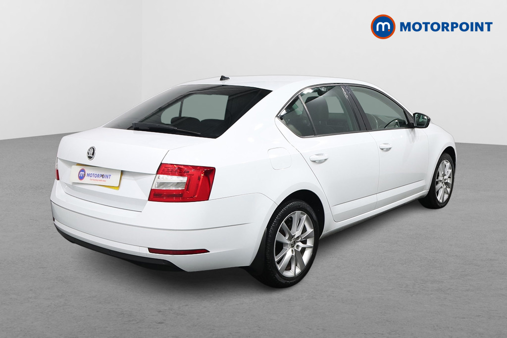 Skoda Octavia Se L Automatic Petrol Hatchback - Stock Number (1608286) - Drivers side rear corner