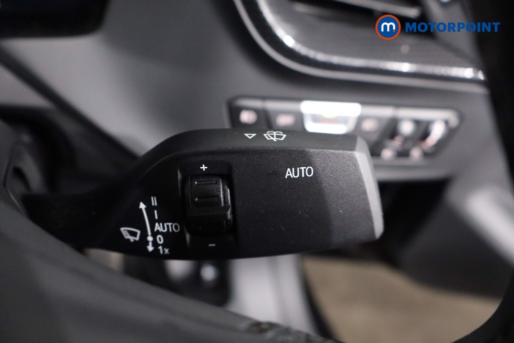 BMW 2 Series Sport Manual Petrol Saloon - Stock Number (1608630) - 15th supplementary image