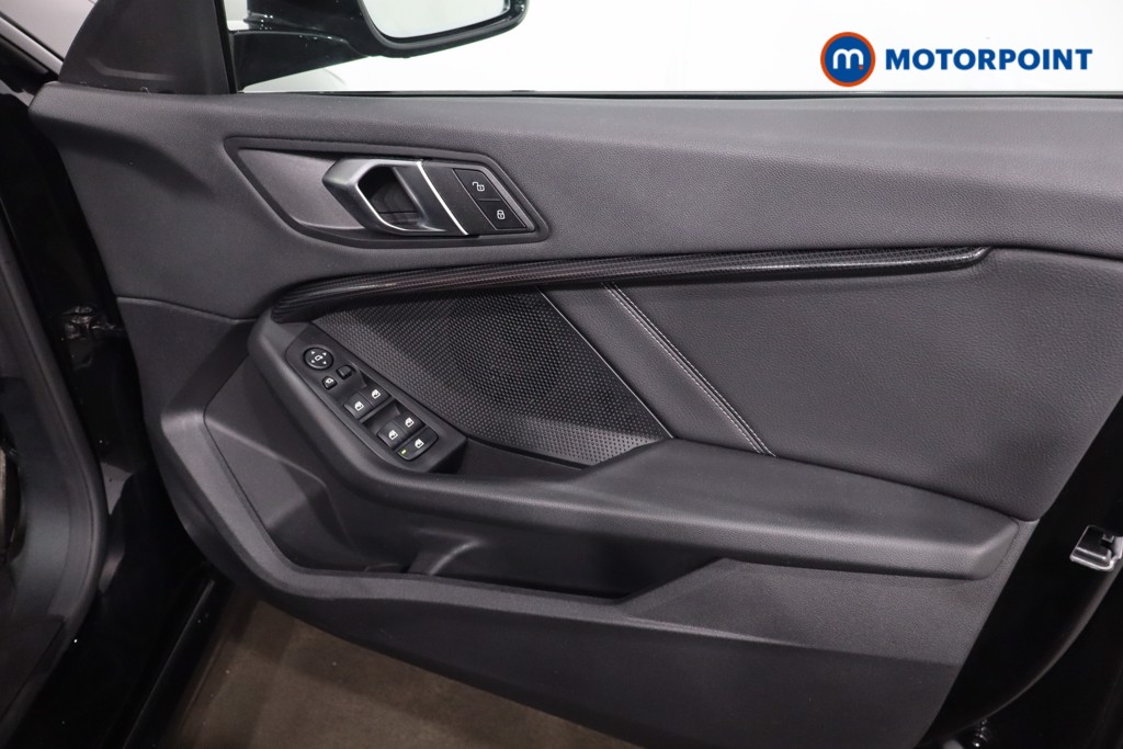 BMW 2 Series Sport Manual Petrol Saloon - Stock Number (1608630) - 23rd supplementary image