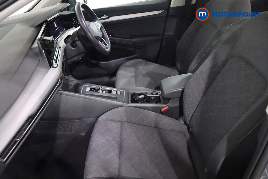 Volkswagen Golf Life Automatic Diesel Hatchback - Stock Number (1608631) - 4th supplementary image