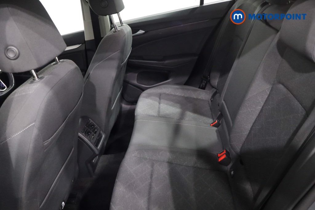 Volkswagen Golf Life Automatic Diesel Hatchback - Stock Number (1608631) - 5th supplementary image