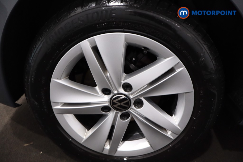 Volkswagen Golf Life Automatic Diesel Hatchback - Stock Number (1608631) - 9th supplementary image