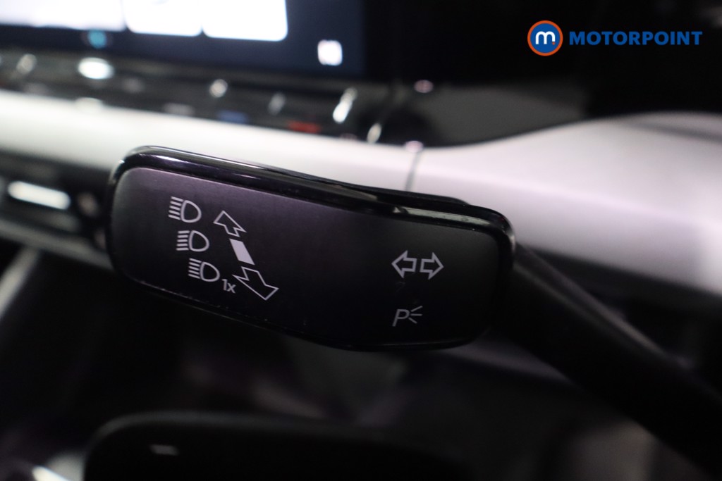 Volkswagen Golf Life Automatic Diesel Hatchback - Stock Number (1608631) - 14th supplementary image