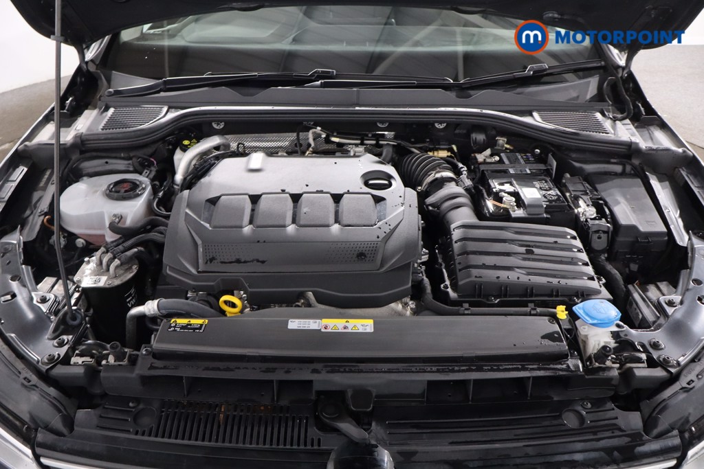 Volkswagen Golf Life Automatic Diesel Hatchback - Stock Number (1608631) - 31st supplementary image