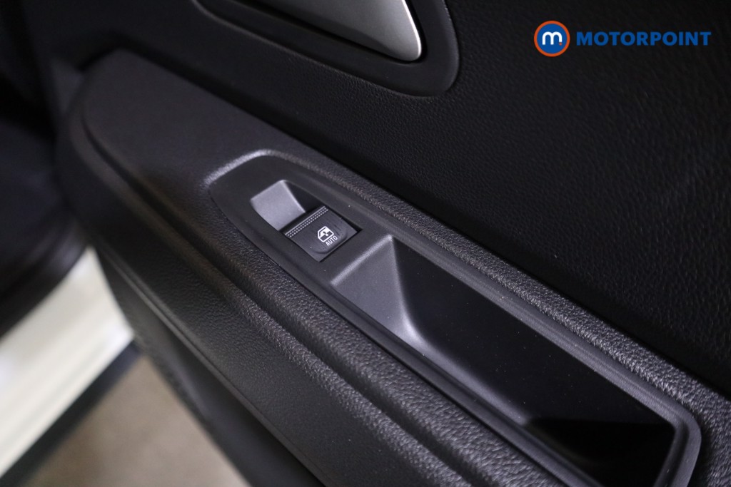 Dacia Duster Extreme Manual Petrol SUV - Stock Number (1608898) - 17th supplementary image