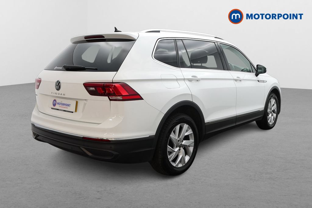 Volkswagen Tiguan Allspace Life Manual Petrol SUV - Stock Number (1608942) - Drivers side rear corner