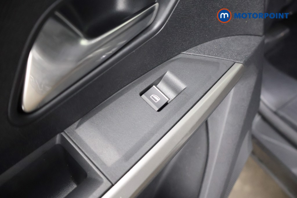 Peugeot 5008 GT Automatic Petrol SUV - Stock Number (1609180) - 37th supplementary image