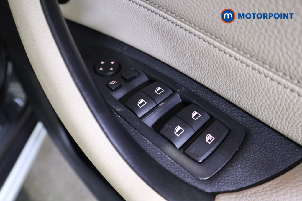 BMW X1 Xline Automatic Petrol SUV - Stock Number (1609324) - 13th supplementary image