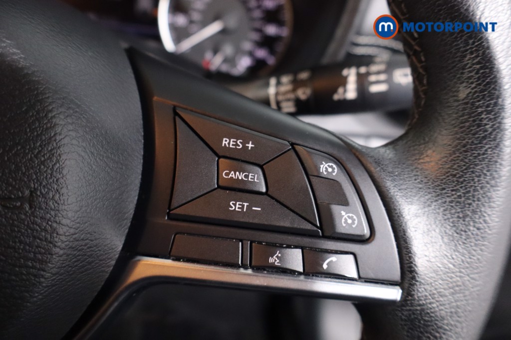 Nissan Juke N-Connecta Automatic Petrol-Electric Hybrid SUV - Stock Number (1609566) - 8th supplementary image