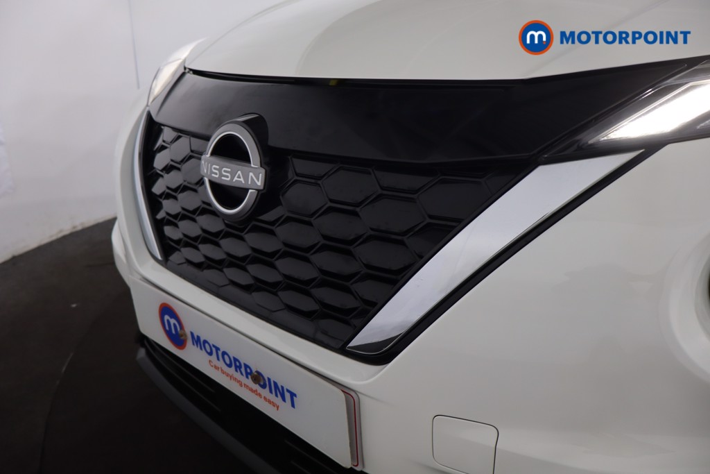 Nissan Juke N-Connecta Automatic Petrol-Electric Hybrid SUV - Stock Number (1609566) - 24th supplementary image