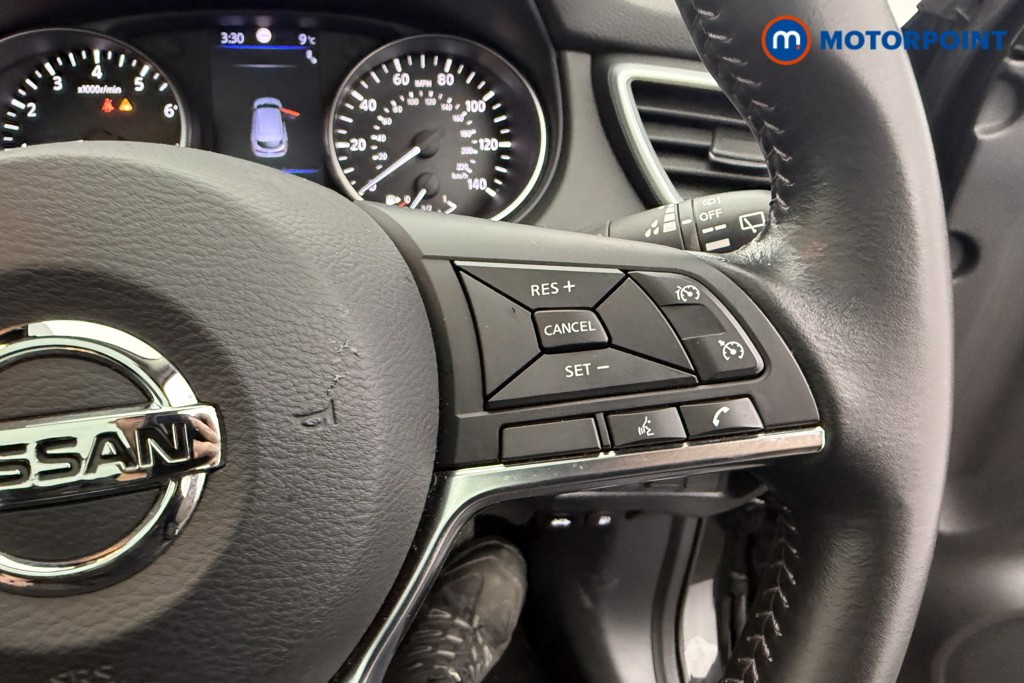 Nissan Qashqai N-Connecta Automatic Petrol SUV - Stock Number (1609590) - 6th supplementary image