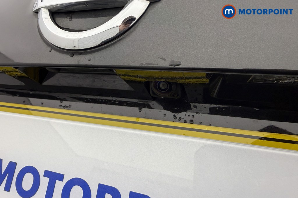 Nissan Qashqai N-Connecta Automatic Petrol SUV - Stock Number (1609590) - 13th supplementary image