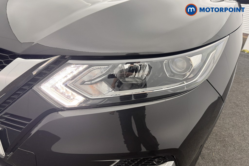 Nissan Qashqai N-Connecta Automatic Petrol SUV - Stock Number (1609590) - 16th supplementary image