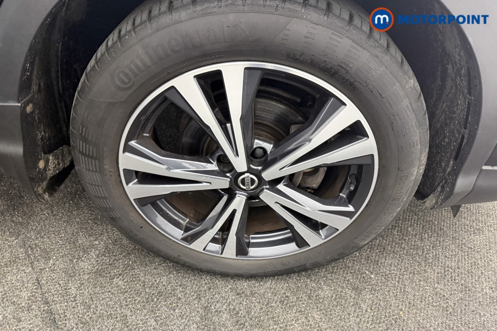 Nissan Qashqai N-Connecta Automatic Petrol SUV - Stock Number (1609590) - 22nd supplementary image
