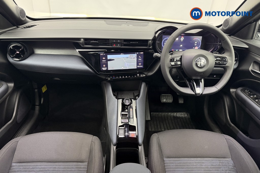 Alfa Romeo Junior 1.2 Turbo Ibrida 5Dr Auto Automatic Petrol SUV - Stock Number (1609643) - 1st supplementary image