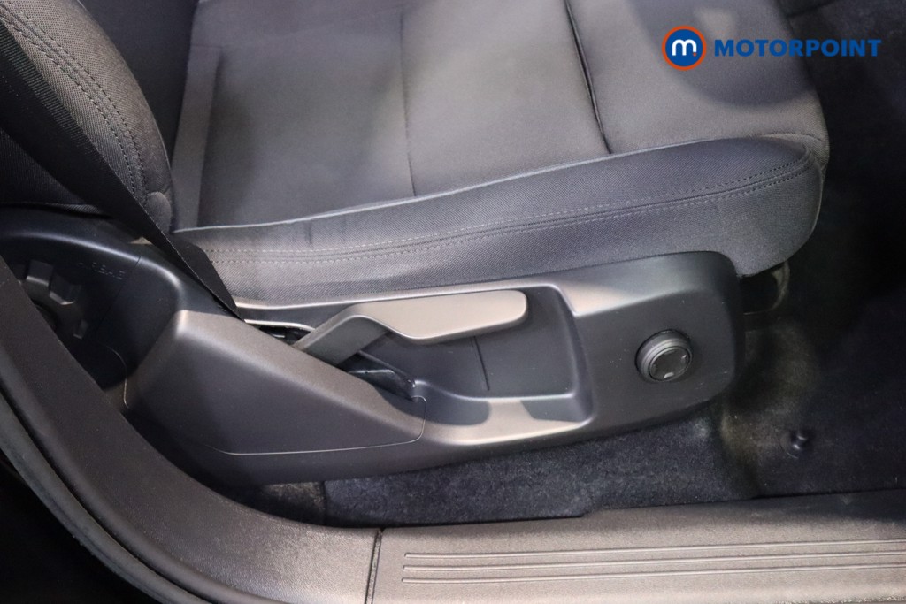 Volvo Xc40 Core Automatic Electric SUV - Stock Number (1609647) - 9th supplementary image