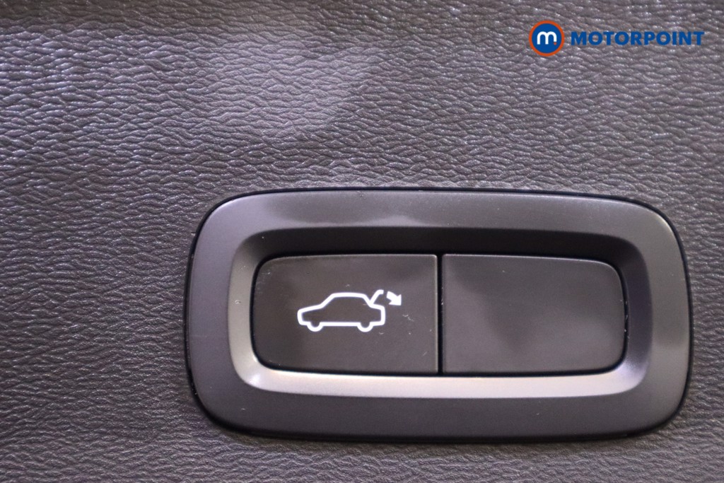 Volvo Xc40 Core Automatic Electric SUV - Stock Number (1609647) - 14th supplementary image