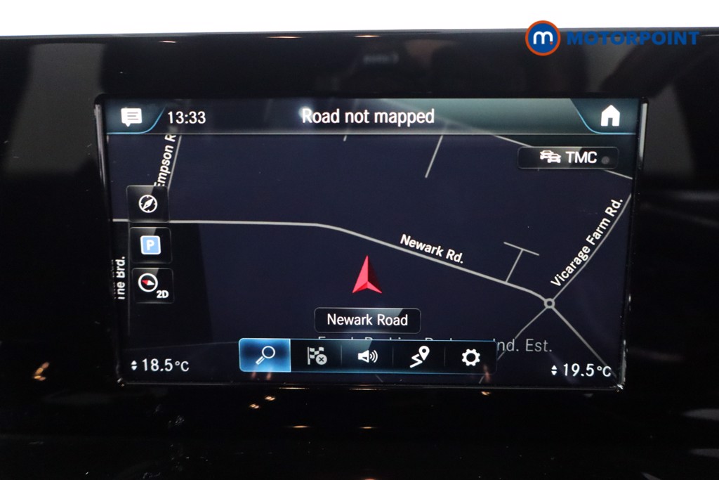 Mercedes-Benz GLB Amg Line Automatic Petrol SUV - Stock Number (1609696) - 2nd supplementary image