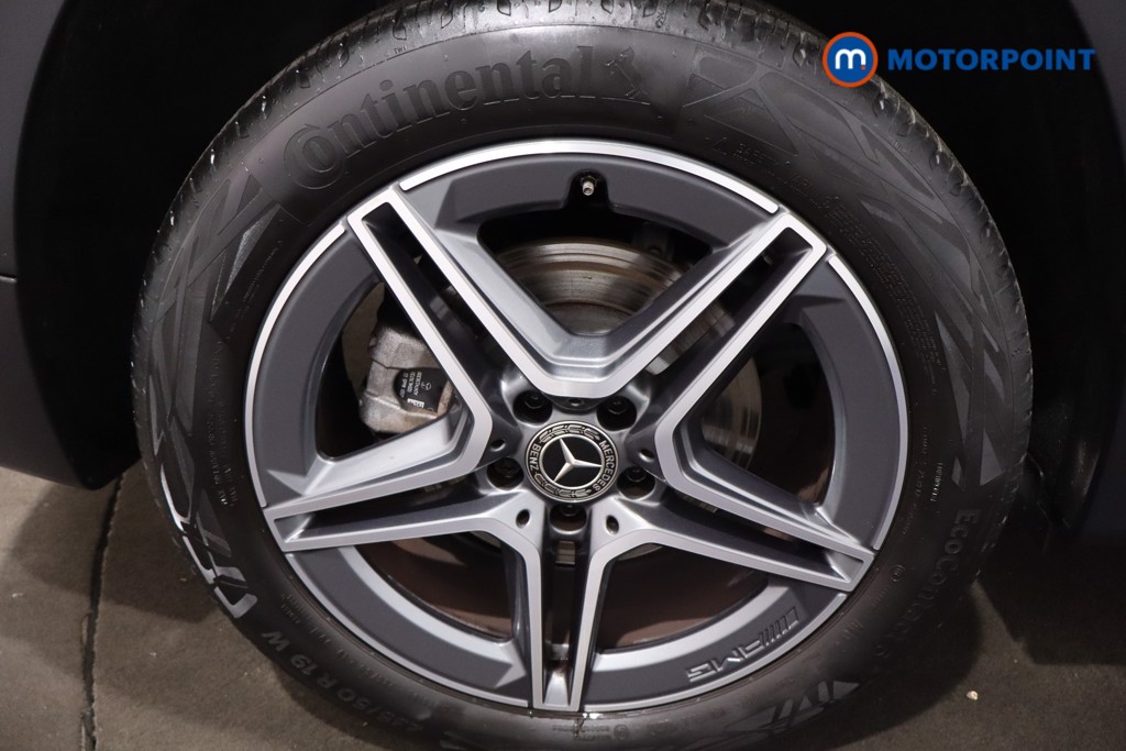 Mercedes-Benz GLB Amg Line Automatic Petrol SUV - Stock Number (1609696) - 9th supplementary image