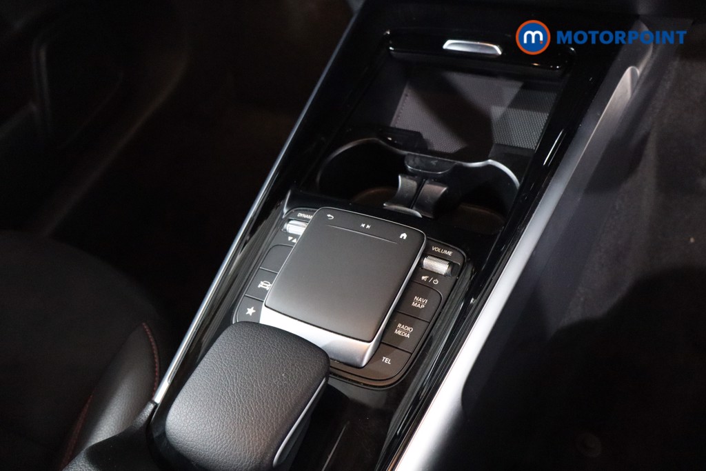 Mercedes-Benz GLB Amg Line Automatic Petrol SUV - Stock Number (1609696) - 20th supplementary image