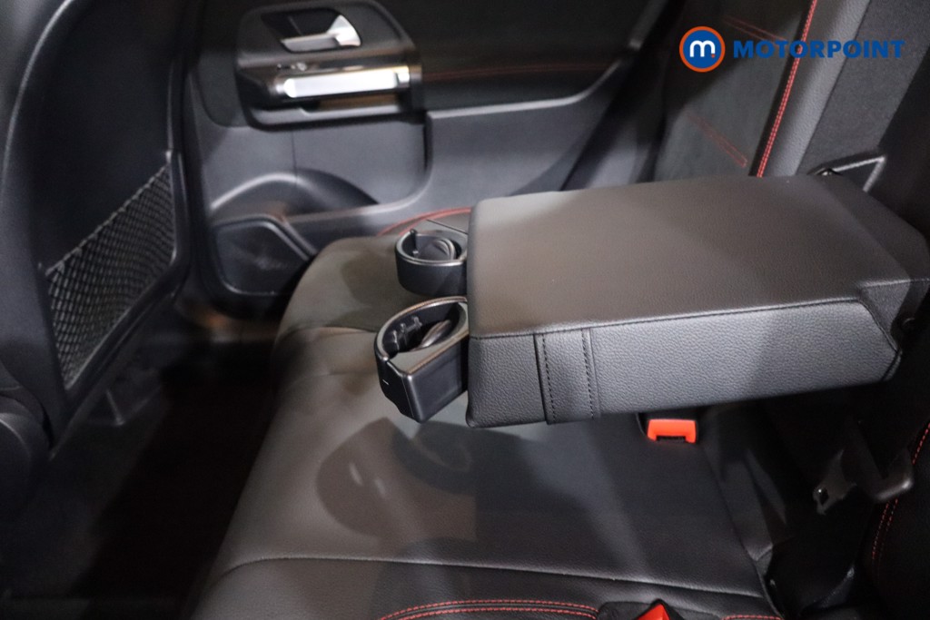 Mercedes-Benz GLB Amg Line Automatic Petrol SUV - Stock Number (1609696) - 27th supplementary image