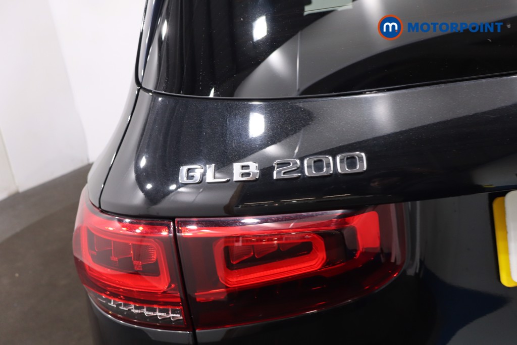 Mercedes-Benz GLB Amg Line Automatic Petrol SUV - Stock Number (1609696) - 36th supplementary image