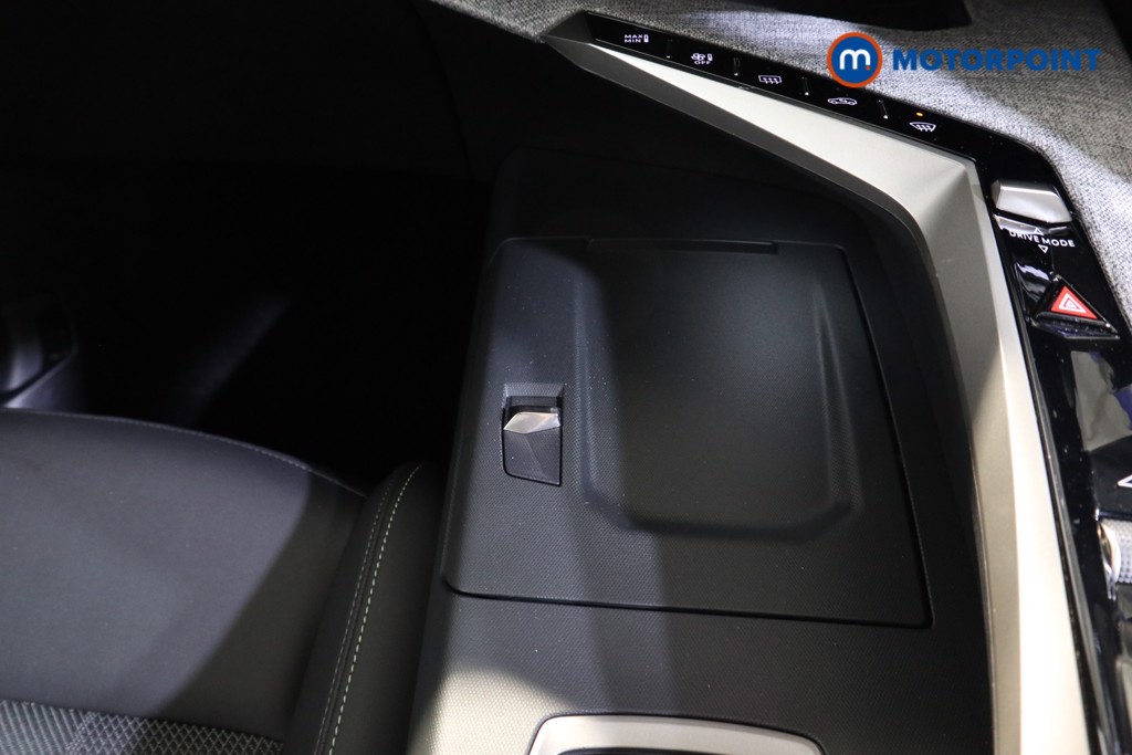 Peugeot 5008 GT Automatic Petrol SUV - Stock Number (1609802) - 12th supplementary image