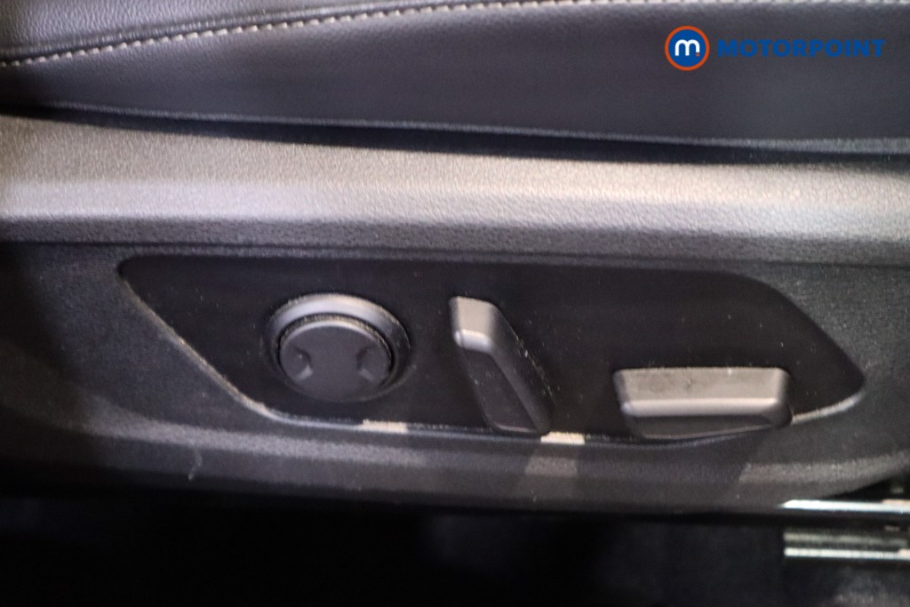 KIA Sportage Launch Edition Manual Petrol SUV - Stock Number (1609941) - 17th supplementary image