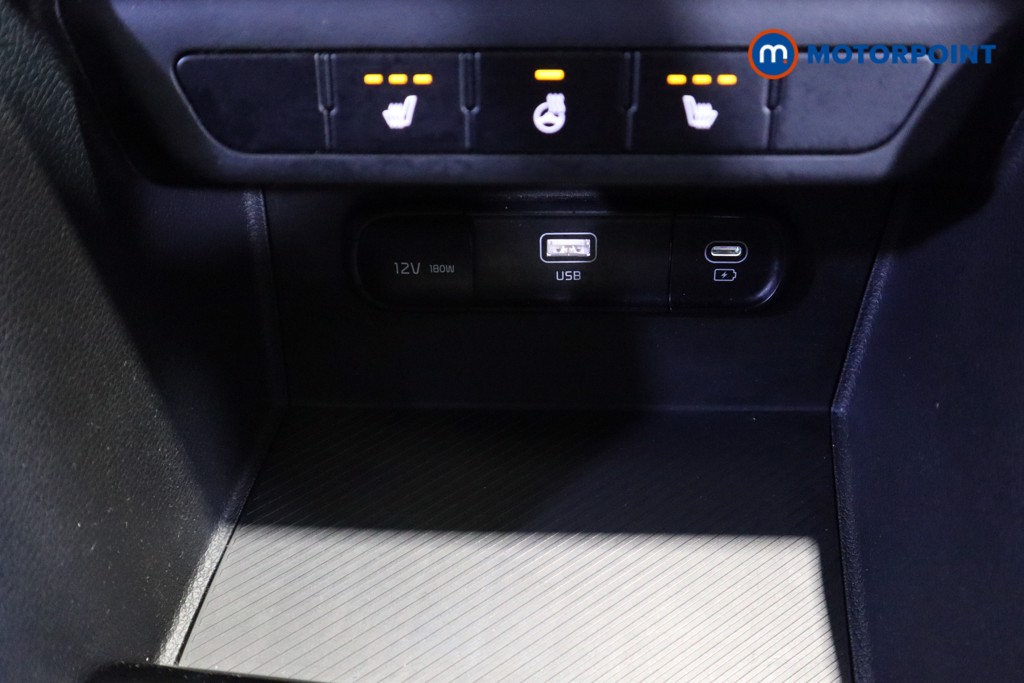KIA Sportage Launch Edition Manual Petrol SUV - Stock Number (1609941) - 22nd supplementary image