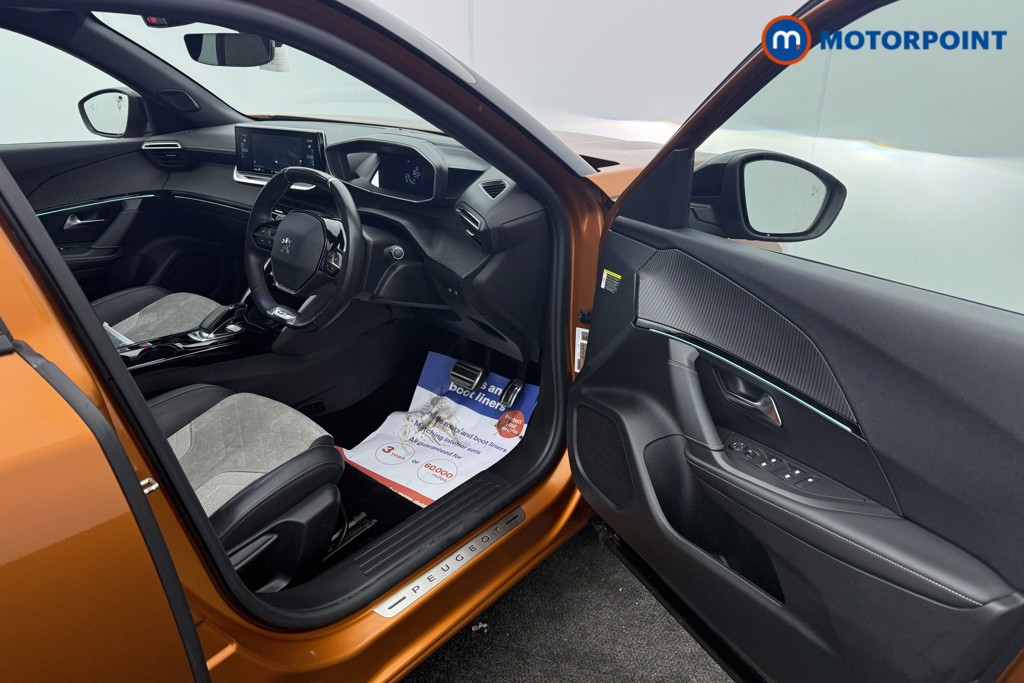 Peugeot 2008 Gt Premium Automatic Electric SUV - Stock Number (1610342) - 1st supplementary image