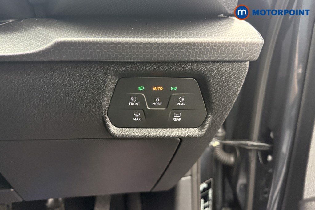 Seat Leon Se Dynamic Manual Petrol Hatchback - Stock Number (1610518) - 8th supplementary image