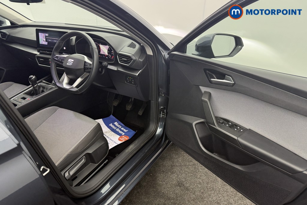 Seat Leon Se Dynamic Manual Petrol Hatchback - Stock Number (1610518) - 1st supplementary image